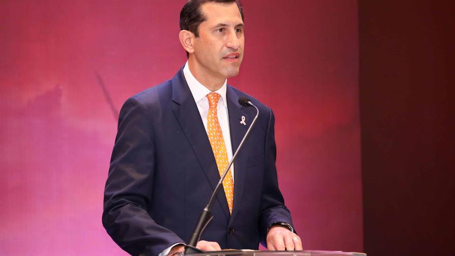 Piden revisar tarifa eléctrica para que refleje costos en que incurren las EDE Piden revisar tarifa eléctrica para que refleje costos en que incurren las EDE
