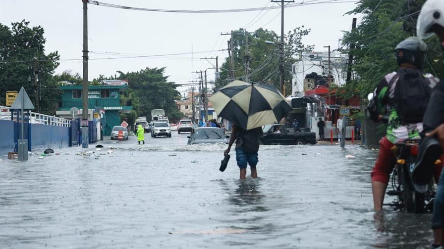 Salud Pública llama a reforzar la prevención de enfermedades ante tormenta Melissa Salud Pública llama a reforzar la prevención de enfermedades ante tormenta Melissa