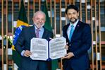 El embajador dominicano Robert Takata presenta cartas credenciales al presidente de Brasil