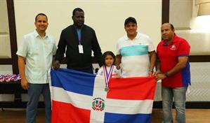 Esther Ramírez de 8 años gana oro y plata en el III Centroamericano de Ajedrez Escolar