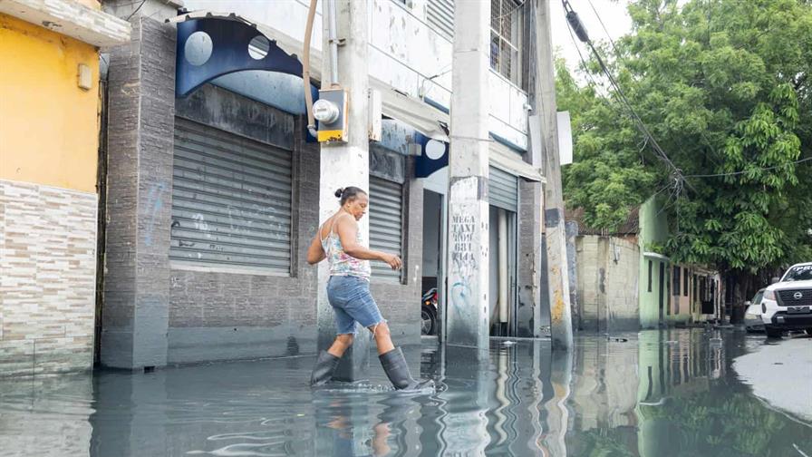 La última vez perdí cama, comedor, todo: barrios vulnerables en alerta ante lluvias de Melissa La última vez perdí cama, comedor, todo: barrios vulnerables en alerta ante lluvias de Melissa
