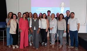 Irene Morillo concluye su gira europea con su libro "Conviértete en Referente Estrella