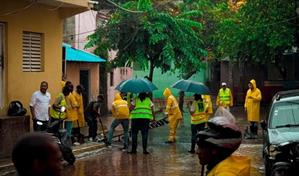 Autoridades realizan recorrido por sectores vulnerables del Distrito Nacional