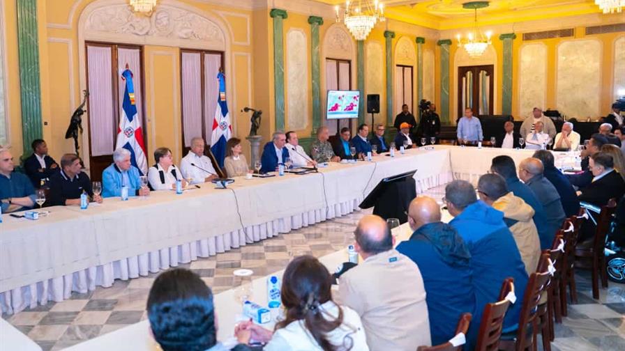 Juan Manuel Méndez: los supermercados solo podrán estar abiertos hasta las 10:00 de la noche Juan Manuel Méndez: los supermercados solo podrán estar abiertos hasta las 10:00 de la noche