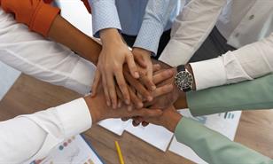 Sociedad civil, oportunismo político y transformaciones