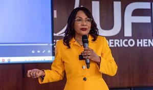 El Minerd promete ampliar el acceso a 20 mil estudiantes con discapacidad