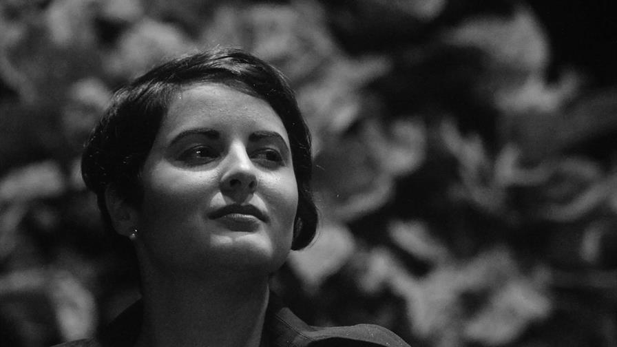 Yinett Santelises publica “El vuelo de Sina”, una novela que rinde homenaje a la valentía femenina Yinett Santelises publica “El vuelo de Sina”, una novela que rinde homenaje a la valentía femenina