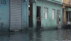 Calles de Villas Agrícolas inundadas tras intensas lluvias en Santo Domingo