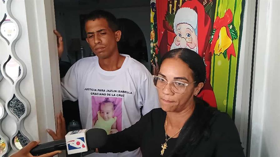 Familia exige explicación por muerte de bebé en albergue en Santiago; Conani dice investigan Familia exige explicación por muerte de bebé en albergue en Santiago; Conani dice investigan