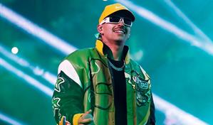 Feid estrena en Medellín Monstruo, su nuevo sencillo, ante centenares de fanáticos