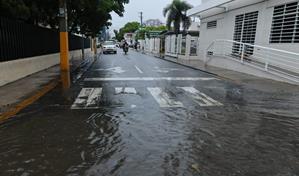 Jamaica se prepara para la llegada del huracán Melissa, como categoría 4, el martes
