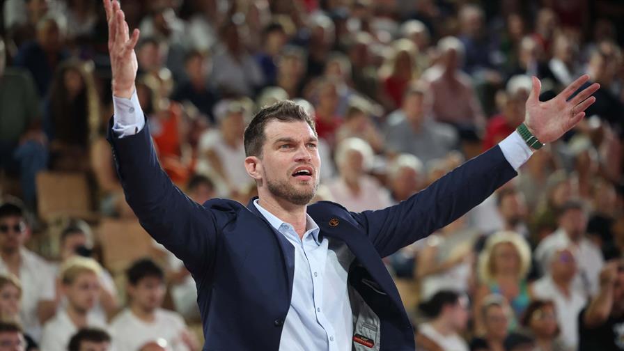 Tiago Splitter entrenará a los Blazers como técnico interino tras arresto de Billups Tiago Splitter entrenará a los Blazers como técnico interino tras arresto de Billups