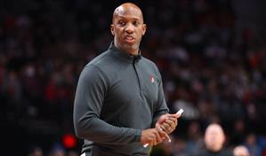 Mesas de rayos X, manipulación de cartas y colusión: cómo entrenador de la NBA ayudó a la mafia