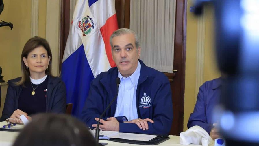 El Gobierno mantiene suspensión de labores este sábado en provincias en alerta roja El Gobierno mantiene suspensión de labores este sábado en provincias en alerta roja