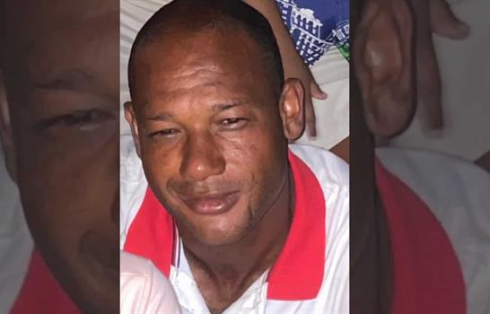 Familiares piden ayuda para localizar a joven desaparecido en Santo Domingo Este