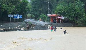 Melissa causa estragos en Rancho Arriba: más de 300 familias incomunicadas y pérdidas agrícolas