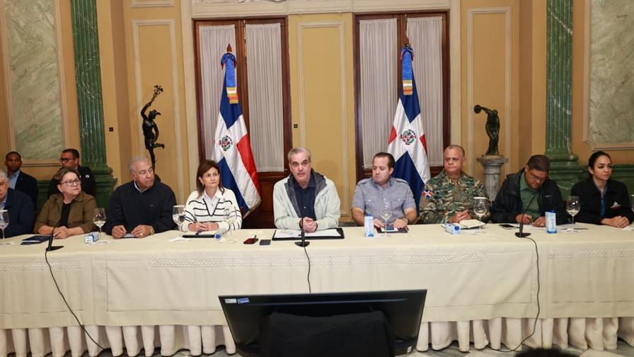 El Gobierno llama a la normalidad tras el paso de Melissa El Gobierno llama a la normalidad tras el paso de Melissa