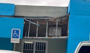 El hospital municipal de Constanza sufre colapso en su fachada