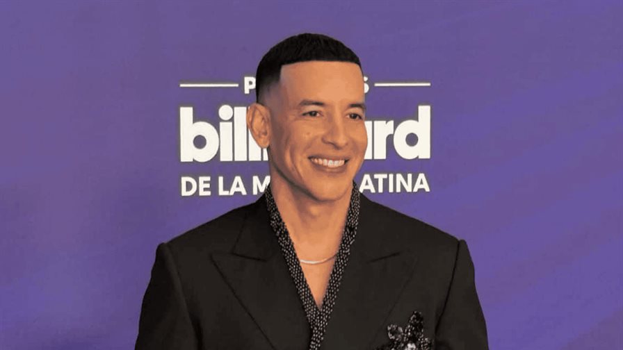 Dos años después de su retiro, Daddy Yankee reaparece en los Latin Billboard 2025 Dos años después de su retiro, Daddy Yankee reaparece en los Latin Billboard 2025