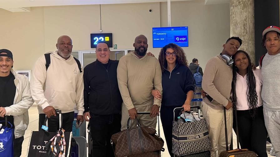 Vladimir Guerrero sale a apoyar a su hijo en la Serie Mundial