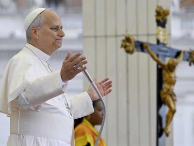 León XIV critica despliegue de EEUU frente a Venezuela