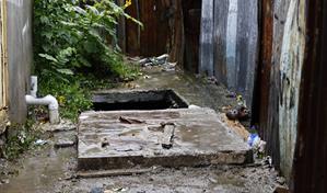 Denuncian que negligencia municipal provocó muerte de la primera víctima de la tormenta Melissa