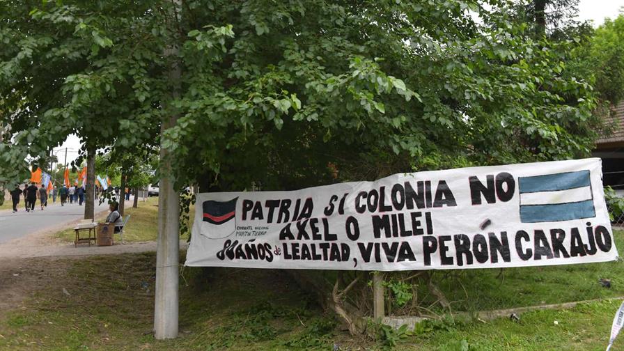 Los argentinos van a las urnas este domingo en unos comicios legislativos clave para Milei