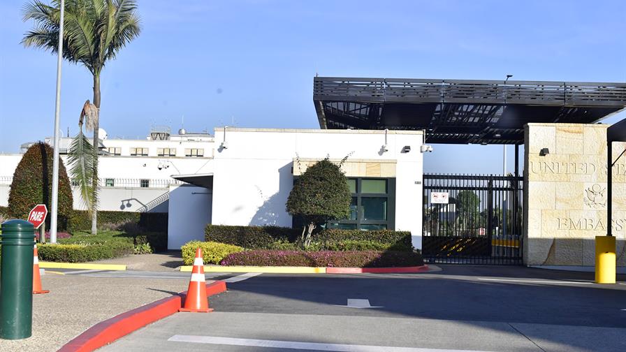 La Embajada de EE. UU. en Bogotá pide a Petro dejar de ser indulgente con narcotraficantes La Embajada de EE. UU. en Bogotá pide a Petro dejar de ser indulgente con narcotraficantes