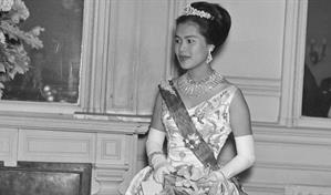 Fallece la reina madre Sirikit Kitiyara: La glamurosa y combativa madre de los tailandeses