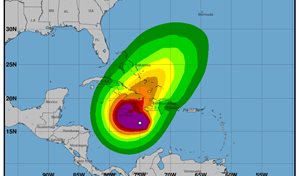 Melissa se convierte en huracán y se espera que se intensifique rápidamente