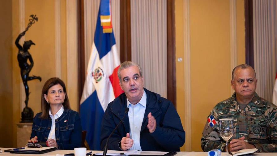 Presidente Abinader agradece al pueblo por su comportamiento durante la tormenta Melissa Presidente Abinader agradece al pueblo por su comportamiento durante la tormenta Melissa