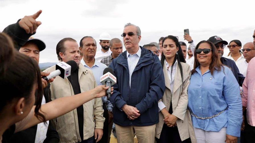 Abinader supervisa niveles de presas de Hatillo, Monción, Taveras y Rincón Abinader supervisa niveles de presas de Hatillo, Monción, Taveras y Rincón