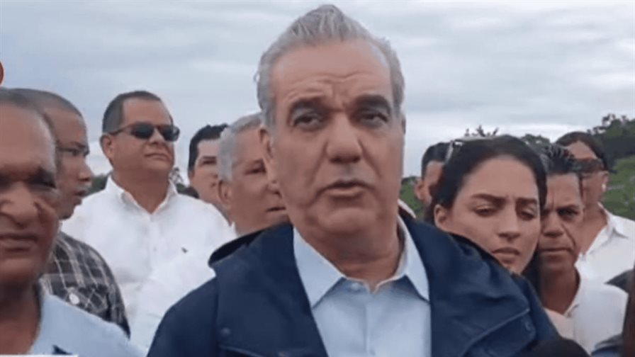 Abinader confiesa que la tormenta Melissa le dejó ojeras: Sí, estábamos muy preocupados" Abinader confiesa que la tormenta Melissa le dejó ojeras: Sí, estábamos muy preocupados"