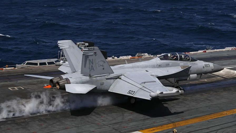 Dos aeronaves de la Marina de EE. UU. se estrellan en la misma zona con 30 minutos de diferencia Dos aeronaves de la Marina de EE. UU. se estrellan en la misma zona con 30 minutos de diferencia