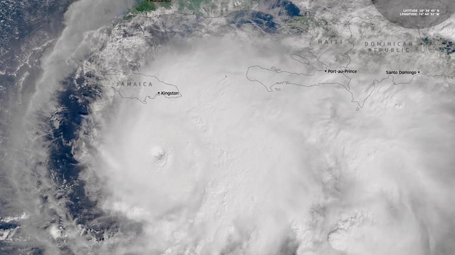 Jamaica se prepara para lo peor ante el paso del huracán Melissa Jamaica se prepara para lo peor ante el paso del huracán Melissa