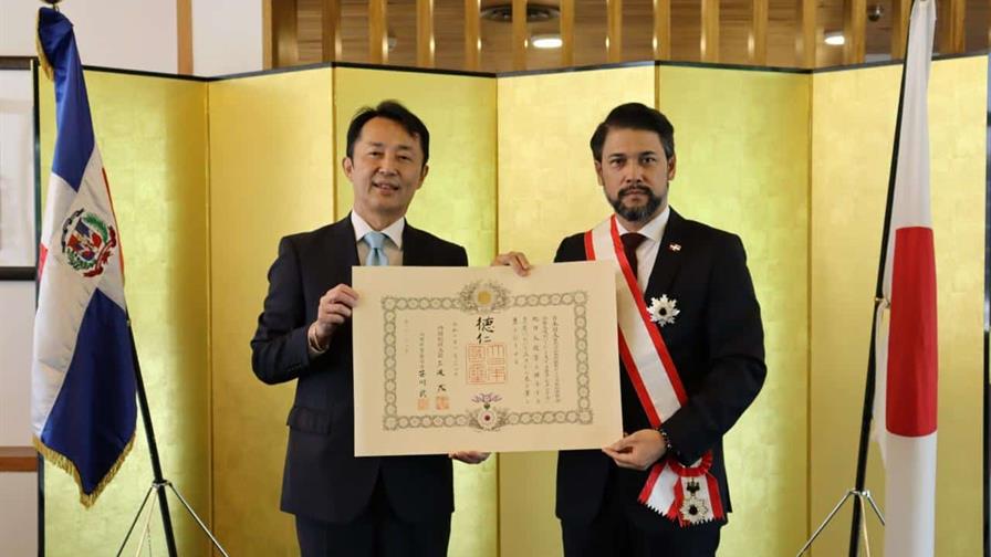 Gobierno del Japón reconoce a embajador dominicano en Brasil, Robert Takata