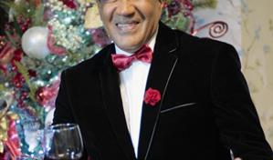 Kinito Méndez lanza su nuevo merengue Que rompa la Navidad para celebrar las fiestas