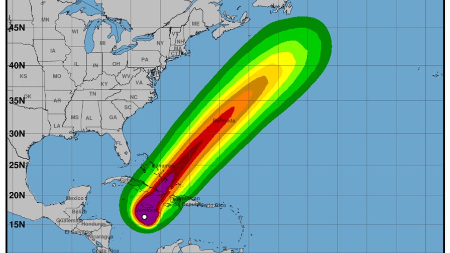 Melissa se convierte en huracán categoría 5 antes de llegar a Jamaica y todavía deja lluvias en RD