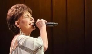 Fallece la cantante venezolana Floria Márquez mientras ofrecía un concierto