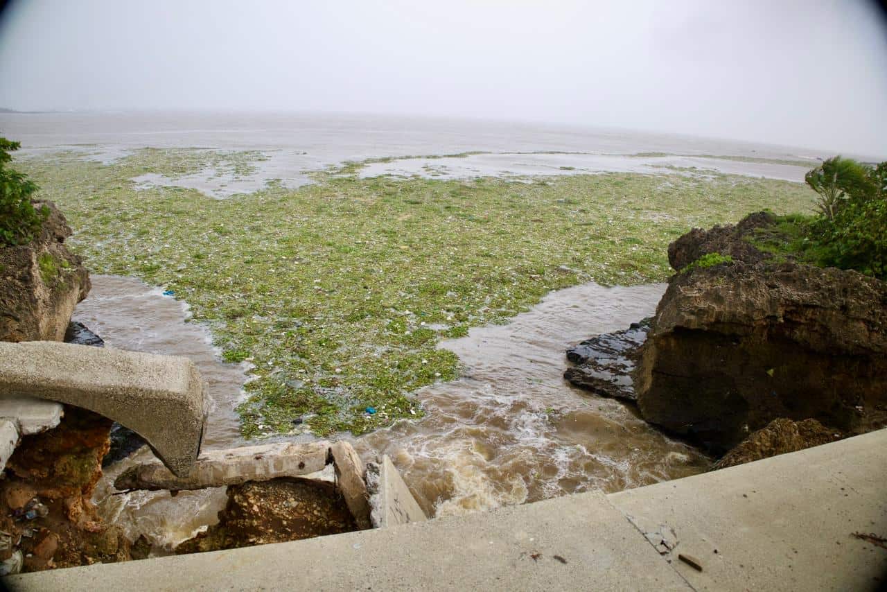 Malecón de Santo Domingo tras la tormenta Melissa.