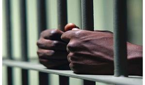 Dictan prisión preventiva a un hombre acusado de manipular redes eléctricas