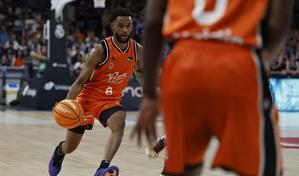 Jean Montero aporta 12 puntos en la contundente victoria del Valencia sobre Fenerbahce