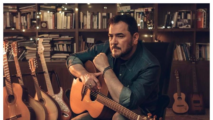 Ismael Serrano se presenta este jueves en el Hard Rock Café Blue Mall Ismael Serrano se presenta este jueves en el Hard Rock Café Blue Mall