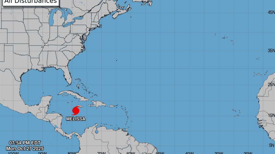 Cerca de 50,000 personas están sin luz en Jamaica por el huracán Melissa