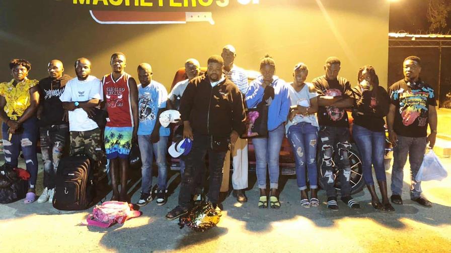 Ejército detiene 93 haitianos indocumentados en operativos en Valverde y Montecristi Ejército detiene 93 haitianos indocumentados en operativos en Valverde y Montecristi