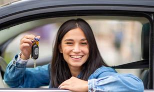 El ahorro que abre puertas: ¿qué hacer cuando decides comprar tu primer hogar o vehículo?