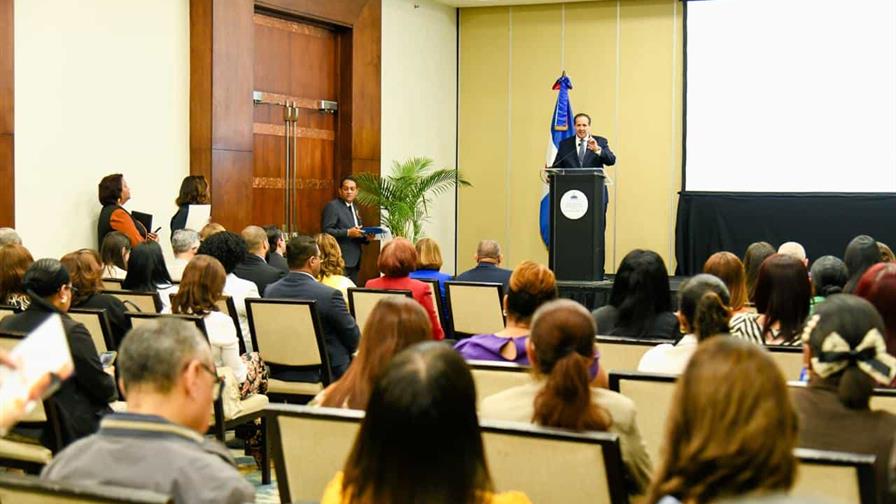 Salud Pública conmemora Día Nacional de la Sífilis Congénita y refuerza prevención Salud Pública conmemora Día Nacional de la Sífilis Congénita y refuerza prevención