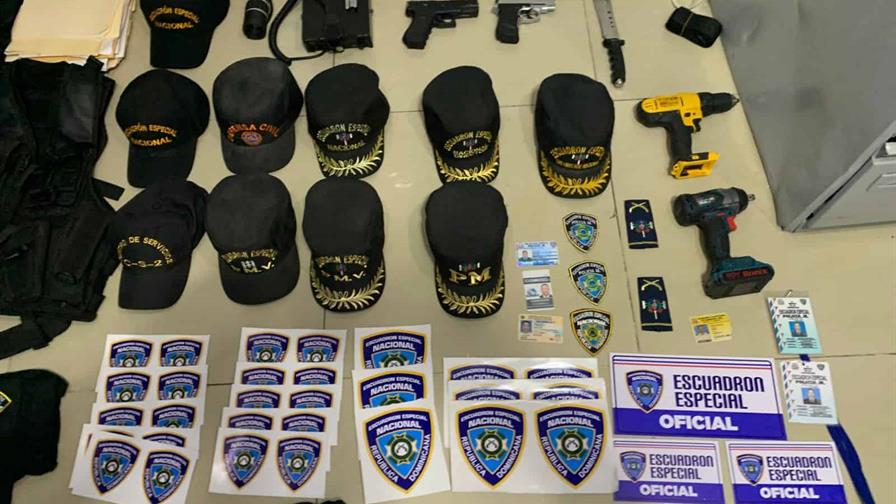 Desmantelan taller de modificación de armas en La Romana; se hacían pasar por policías