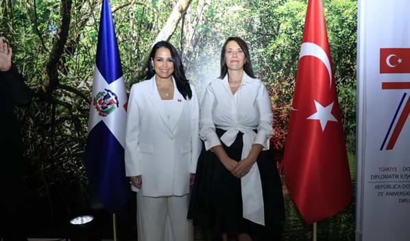 La Embajada de Turquía en RD celebra el 102º aniversario de la proclamación de la República