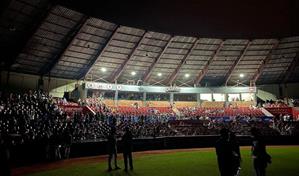 Lidom suspende partido entre Leones y Gigantes por fallas eléctricas en el estadio Julián Javier